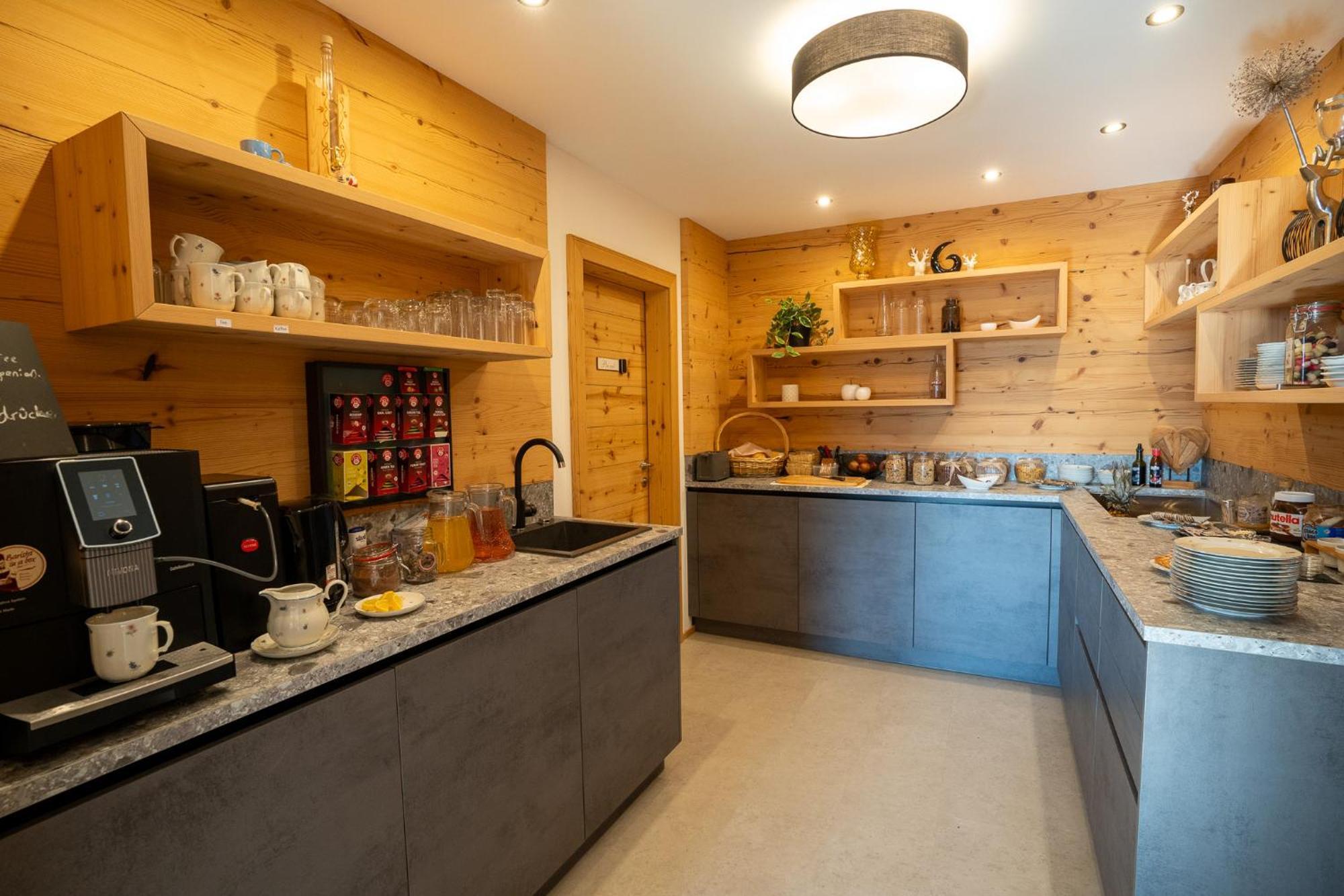 Haus Hoellwart Sankt Johann im Pongau Esterno foto
