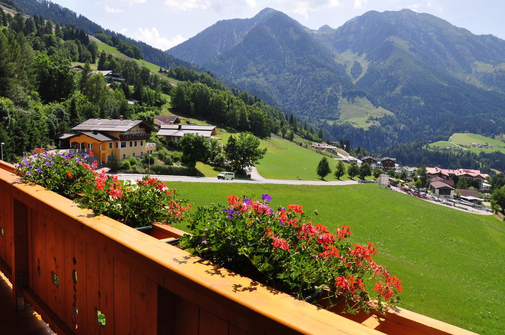 Haus Hoellwart Sankt Johann im Pongau Esterno foto