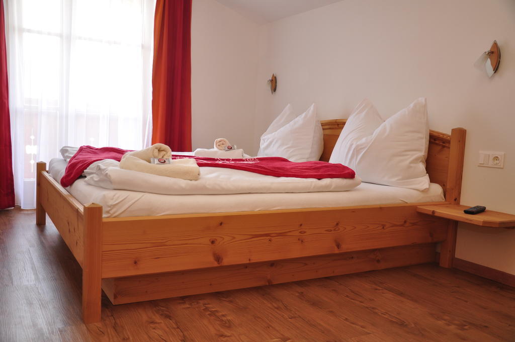 Haus Hoellwart Sankt Johann im Pongau Esterno foto